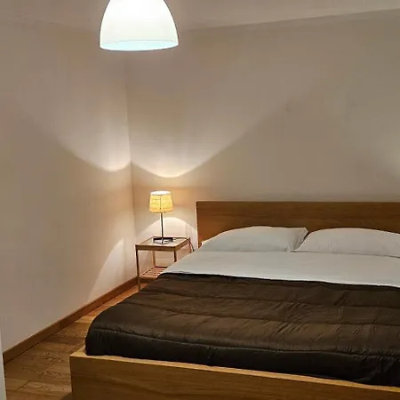 Appartement Via Begatto 1 *